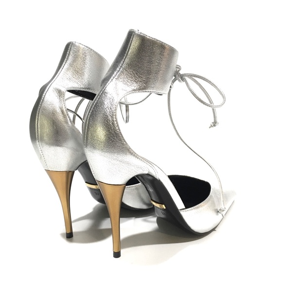 GUCCI ANKLE CUFF PUMPS -SILVER LEATHER / GOLD HEELS -US 7 -NEW - Picture 8 of 13
